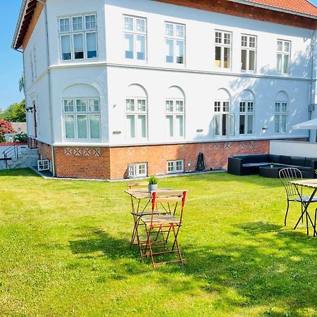 Aday - City Central Mansion - 4 Bedroom Apartment Aalborg Eksteriør billede