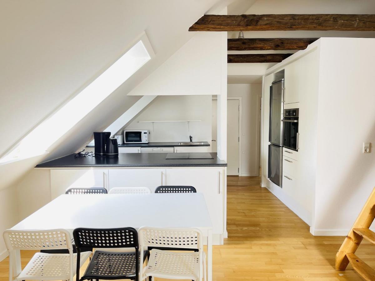Aday - City Central Mansion - 4 Bedroom Apartment Aalborg Eksteriør billede