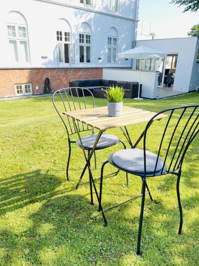 Aday - City Central Mansion - 4 Bedroom Apartment Aalborg Eksteriør billede